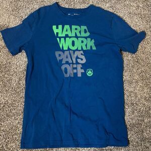 Boys blue under Armour tshirt size XL